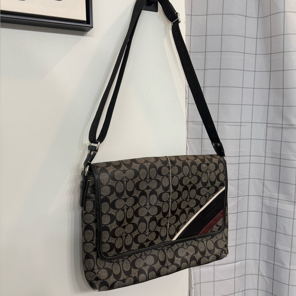 Vintage Coach Signature Canvas Messenger Bag in Black/Grey/Maroon